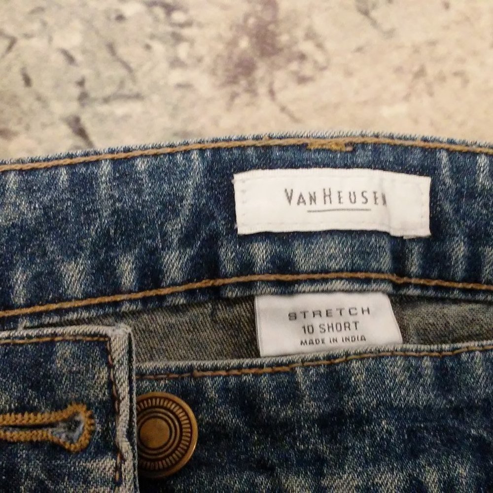 RESALE LOTS | 5 Assorted Pre-Loved Women Jeans - Picture 9 of 16